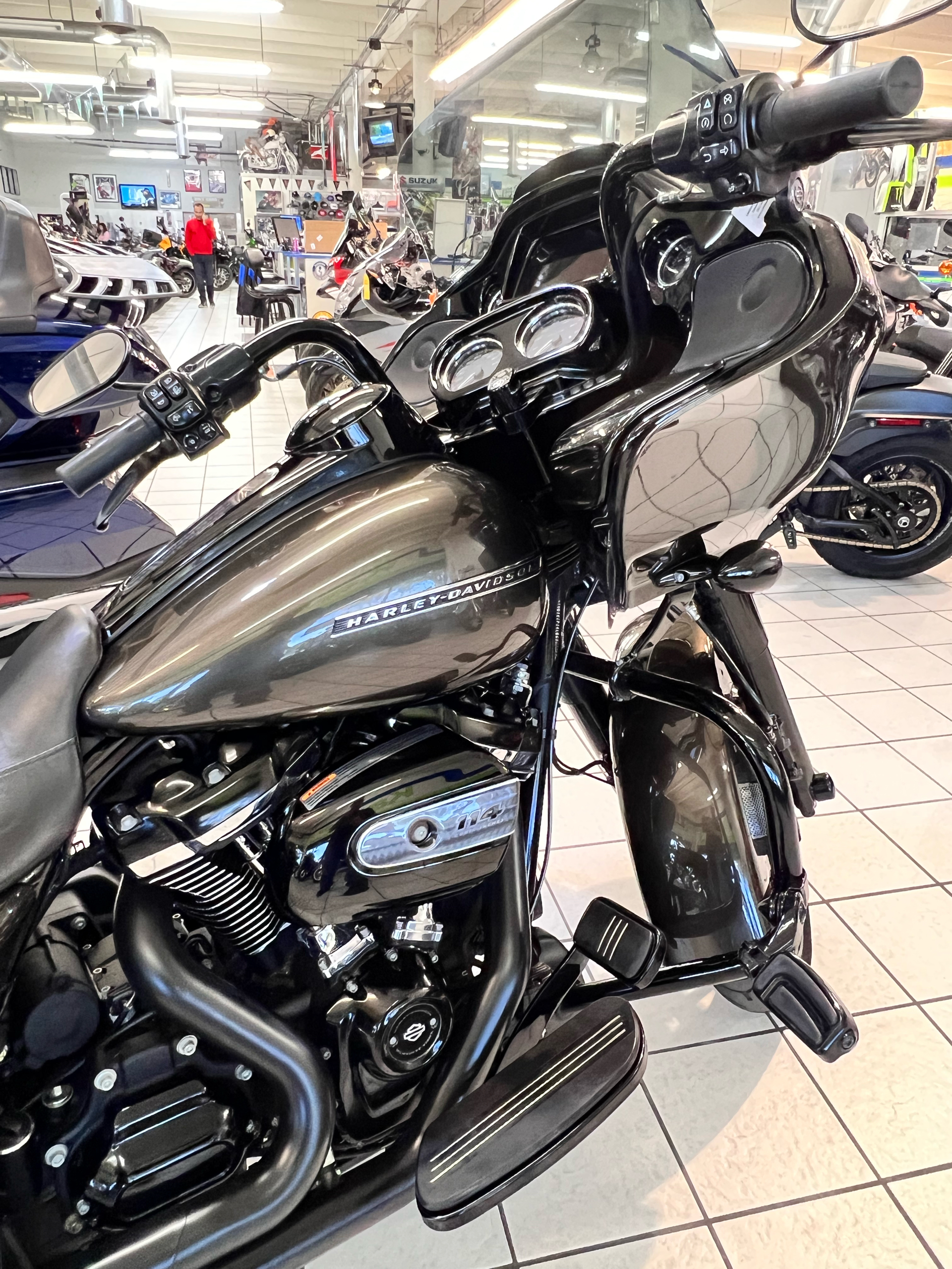 2020 Harley-Davidson Road Glide® Special in Hialeah, Florida - Photo 2