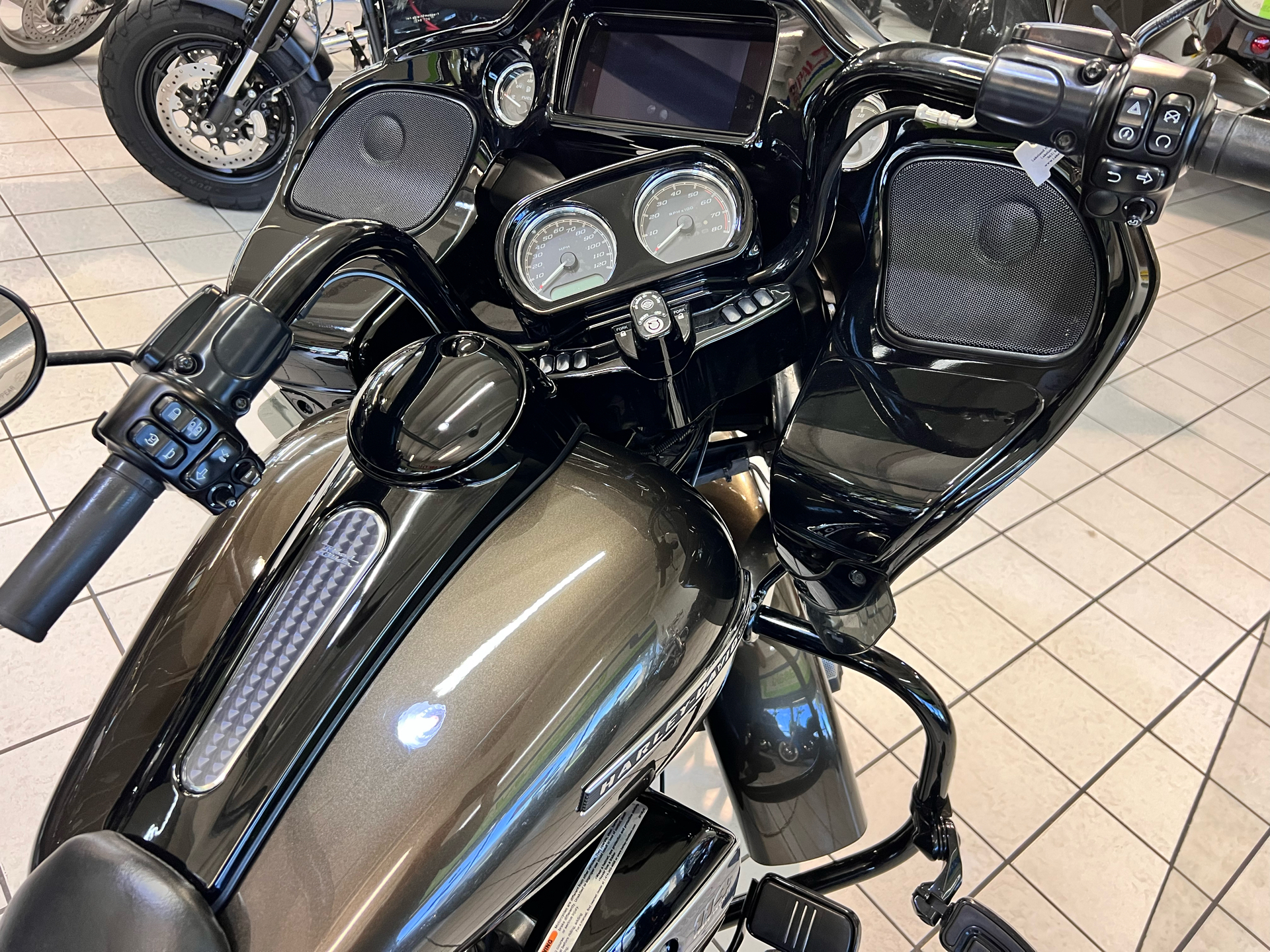 2020 Harley-Davidson Road Glide® Special in Hialeah, Florida - Photo 15