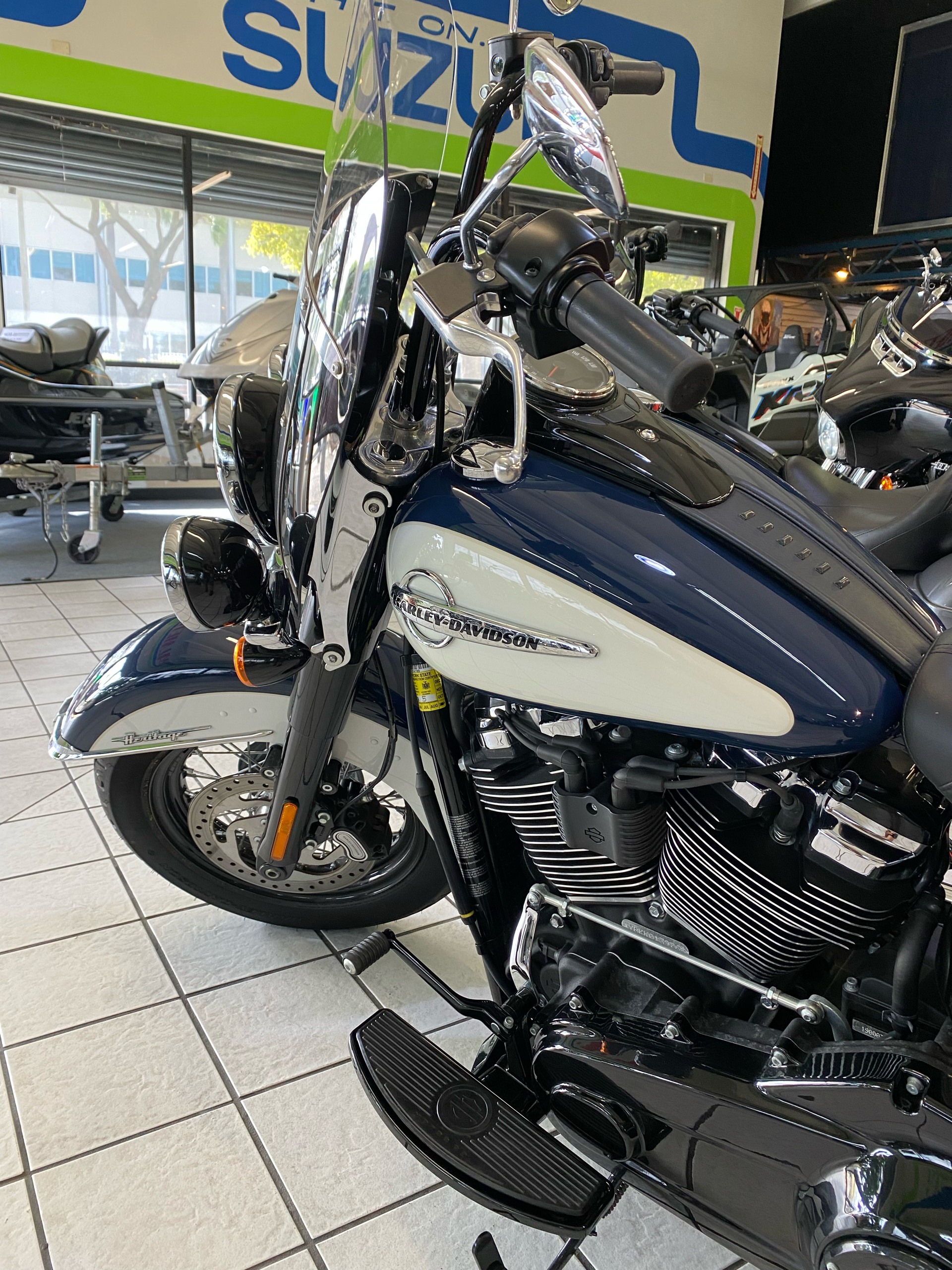 2019 Harley-Davidson Heritage Classic 114 in Hialeah, Florida - Photo 4