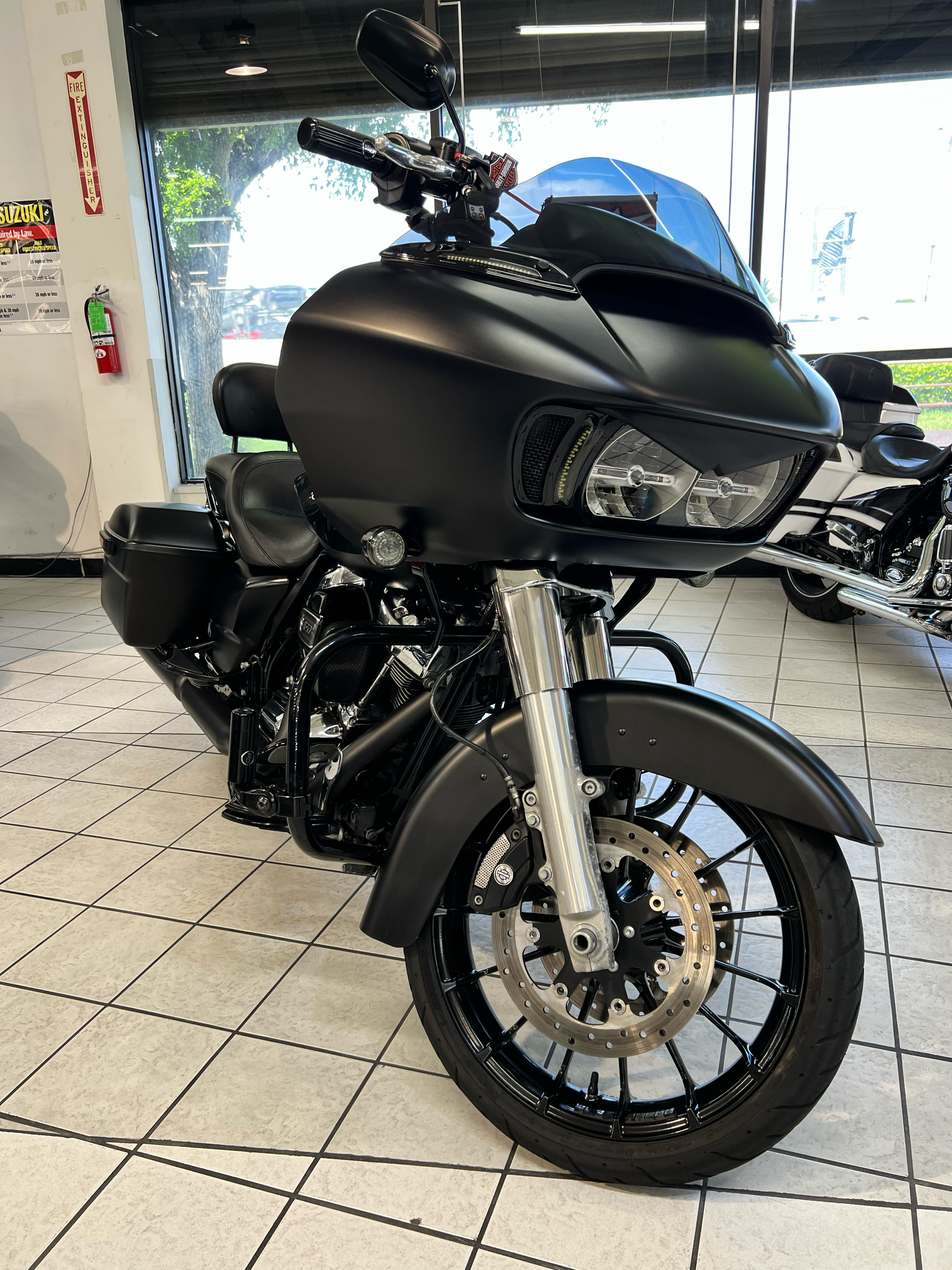 2018 Harley-Davidson Road Glide® in Hialeah, Florida - Photo 11