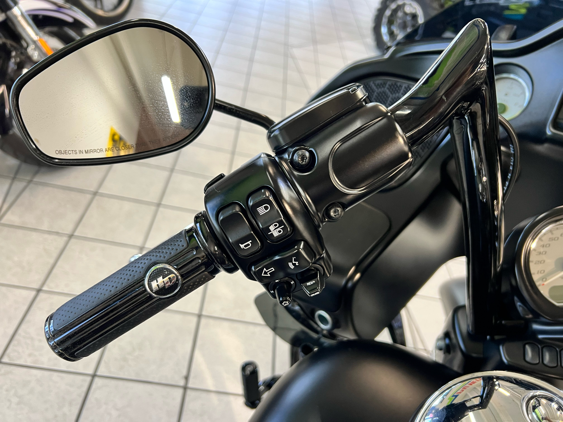 2018 Harley-Davidson Road Glide® in Hialeah, Florida - Photo 13
