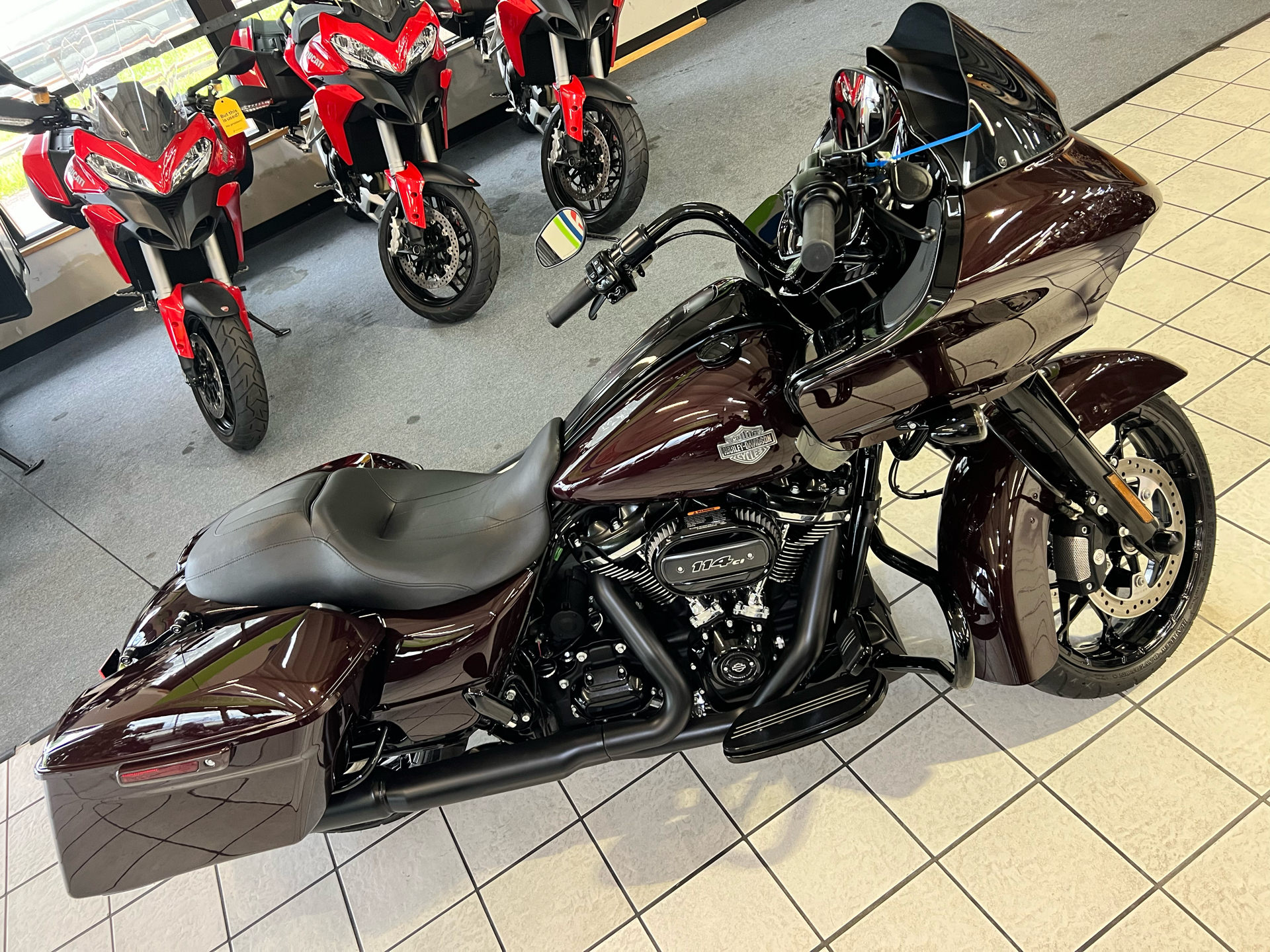 2021 Harley-Davidson Road Glide® Special in Hialeah, Florida - Photo 2