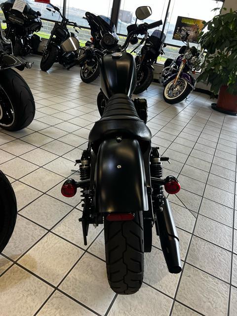 2022 Harley-Davidson Iron 883™ in Hialeah, Florida - Photo 2