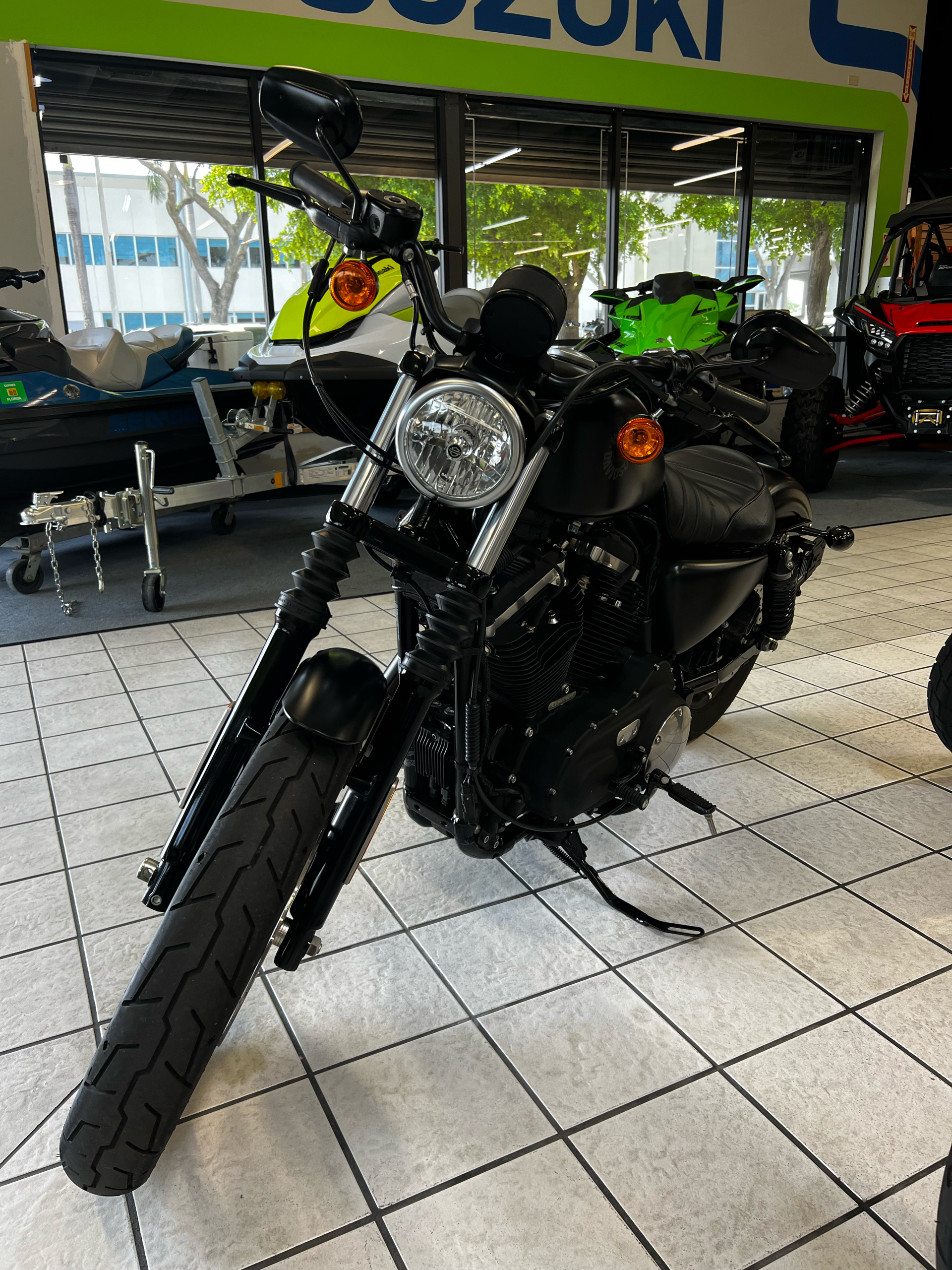 2022 Harley-Davidson Iron 883™ in Hialeah, Florida - Photo 7