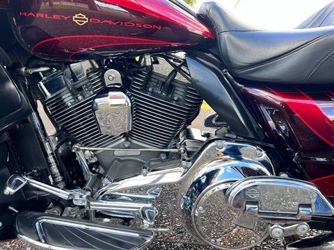 2015 Harley-Davidson CVO™ Road Glide® Ultra in Hialeah, Florida - Photo 16