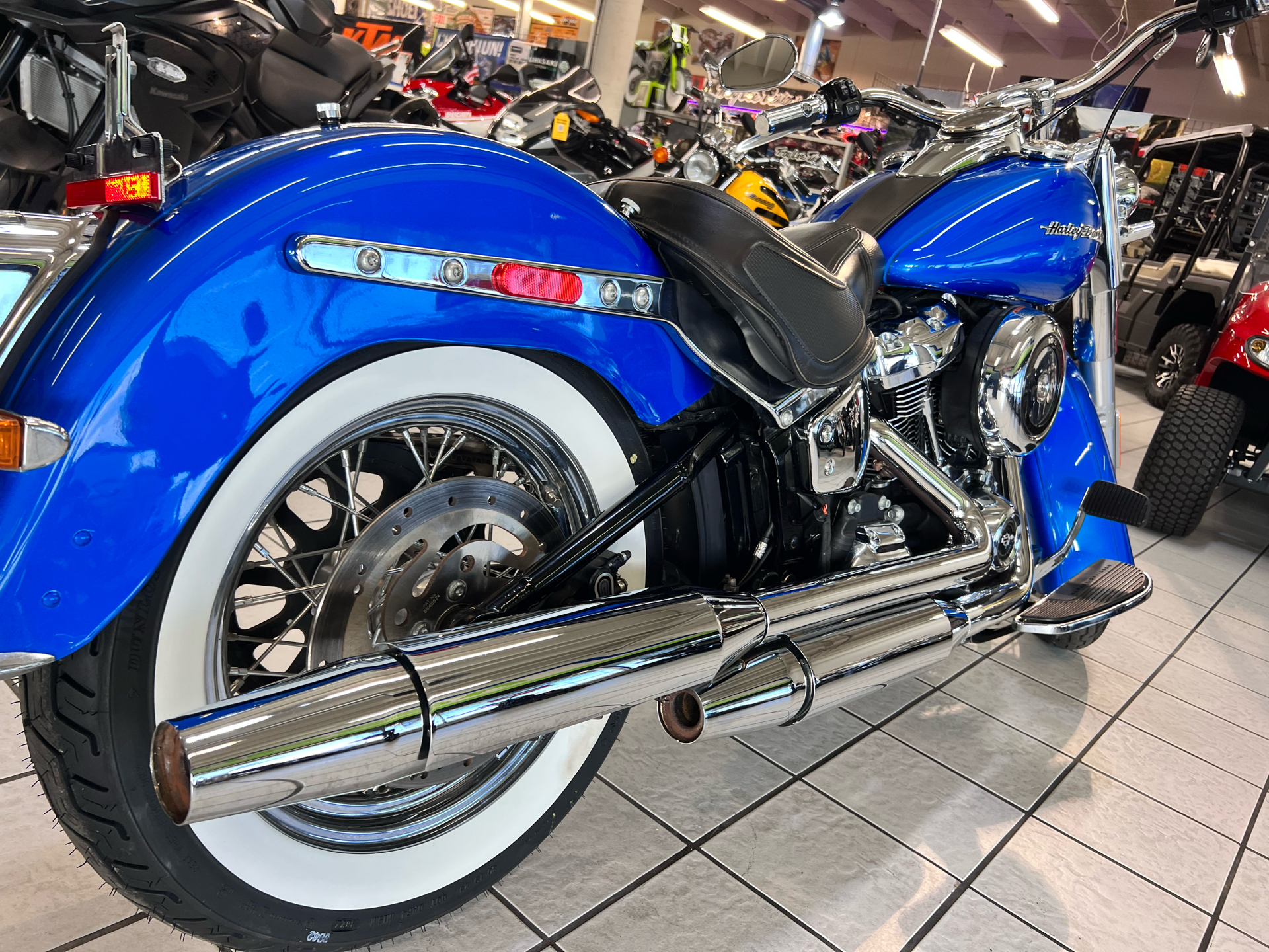 2018 Harley-Davidson Softail® Deluxe 107 in Hialeah, Florida - Photo 23