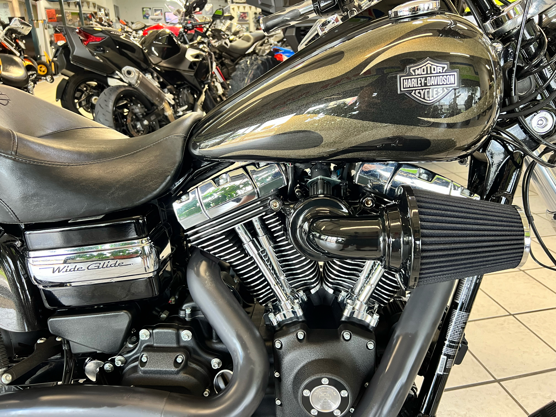 2016 Harley-Davidson Wide Glide® in Hialeah, Florida - Photo 4