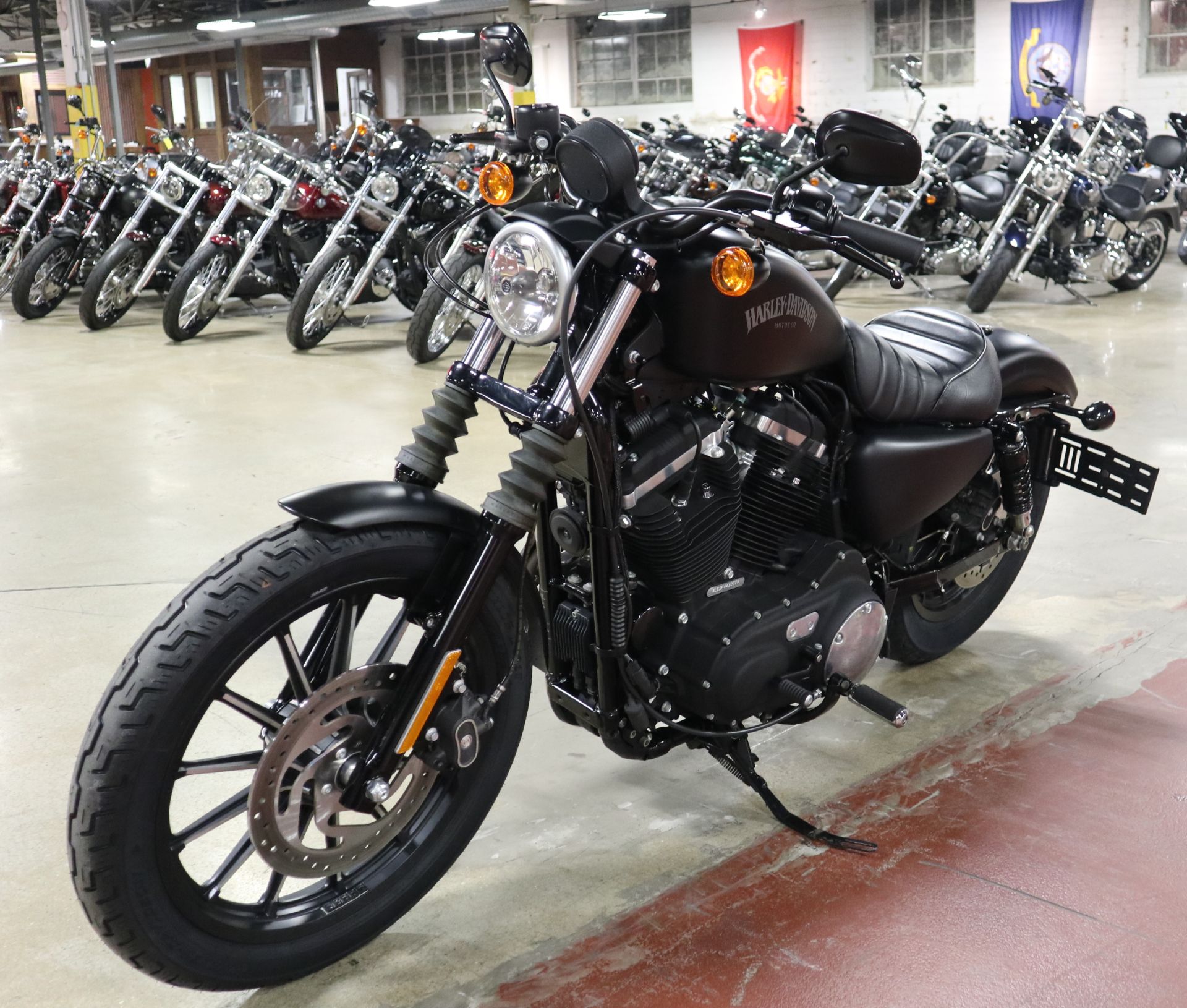 2015 Harley-Davidson Iron 883™ in New London, Connecticut - Photo 4