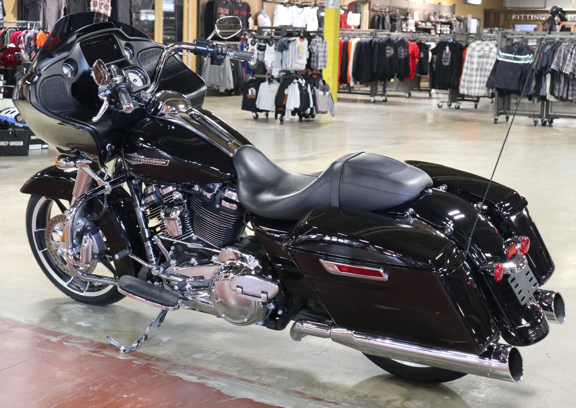 2021 Harley-Davidson Road Glide® in New London, Connecticut - Photo 6