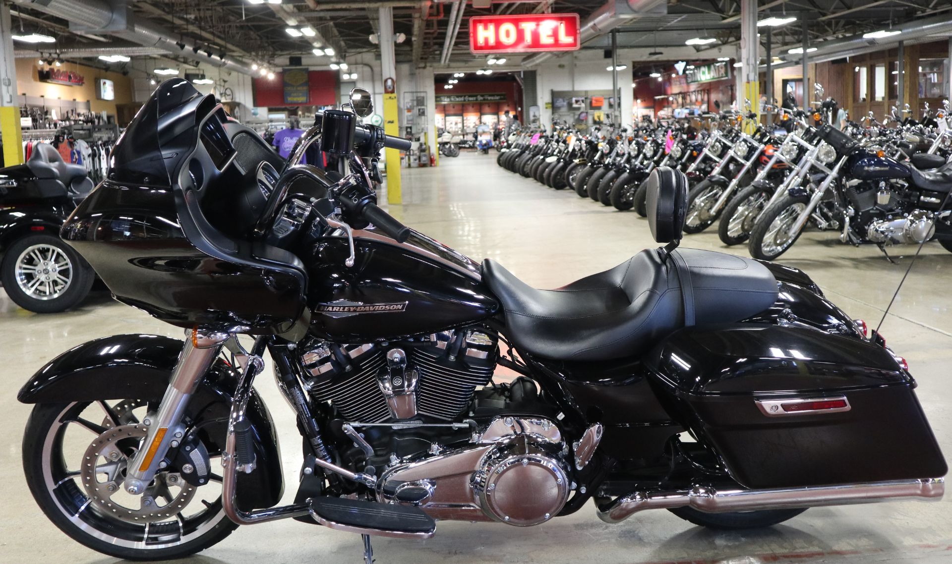 2021 Harley-Davidson Road Glide® in New London, Connecticut - Photo 5