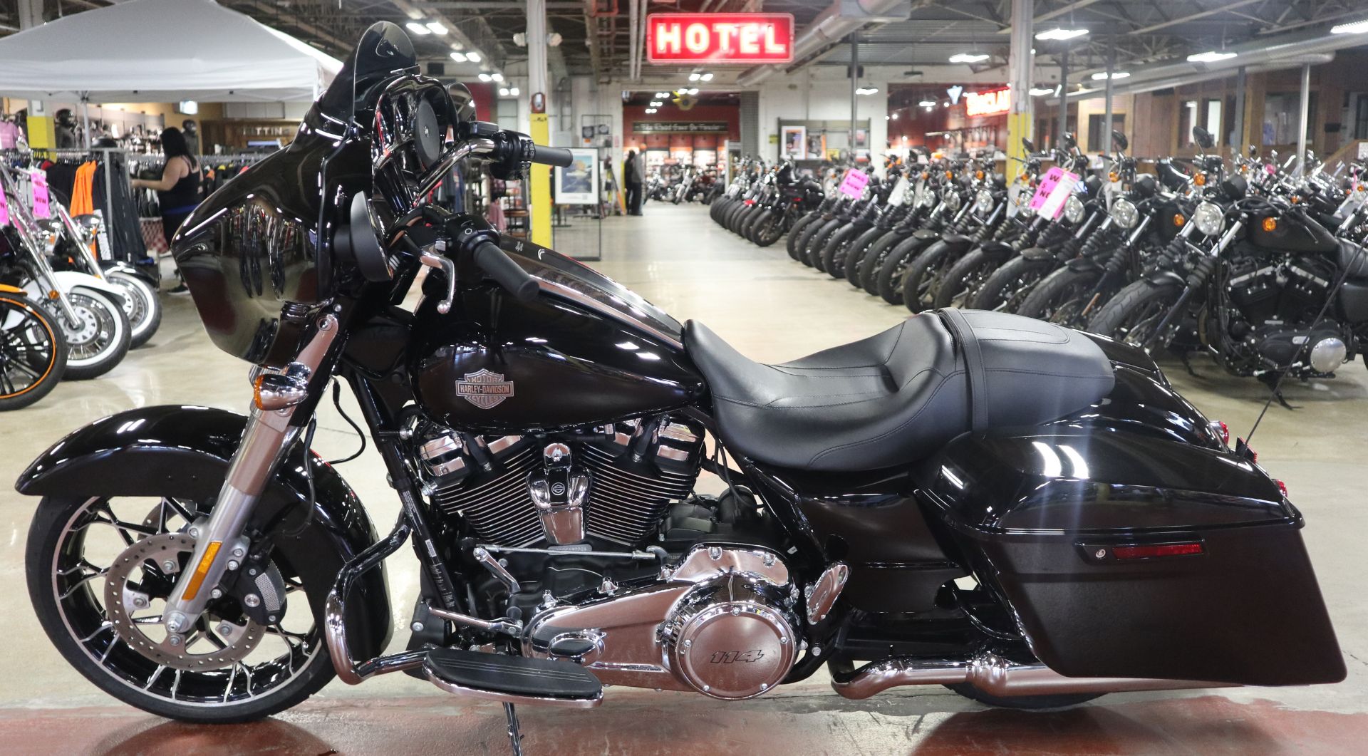 2023 Harley-Davidson Street Glide® Special in New London, Connecticut - Photo 5