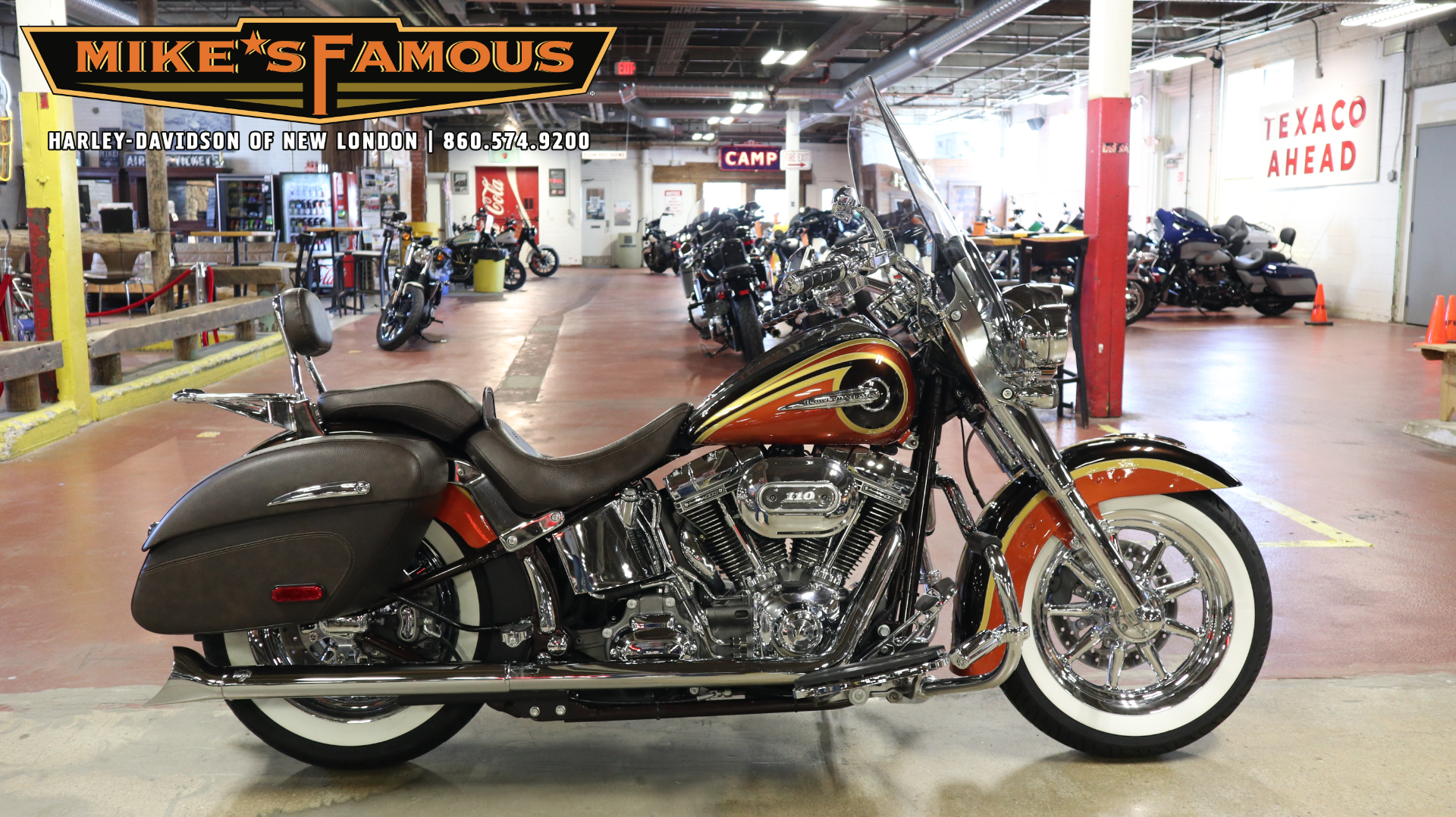 2014 Harley-Davidson CVO™ Softail® Deluxe in New London, Connecticut - Photo 1