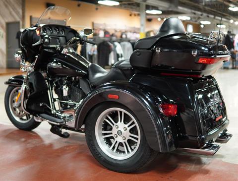 2015 Harley-Davidson Tri Glide® Ultra in New London, Connecticut - Photo 6