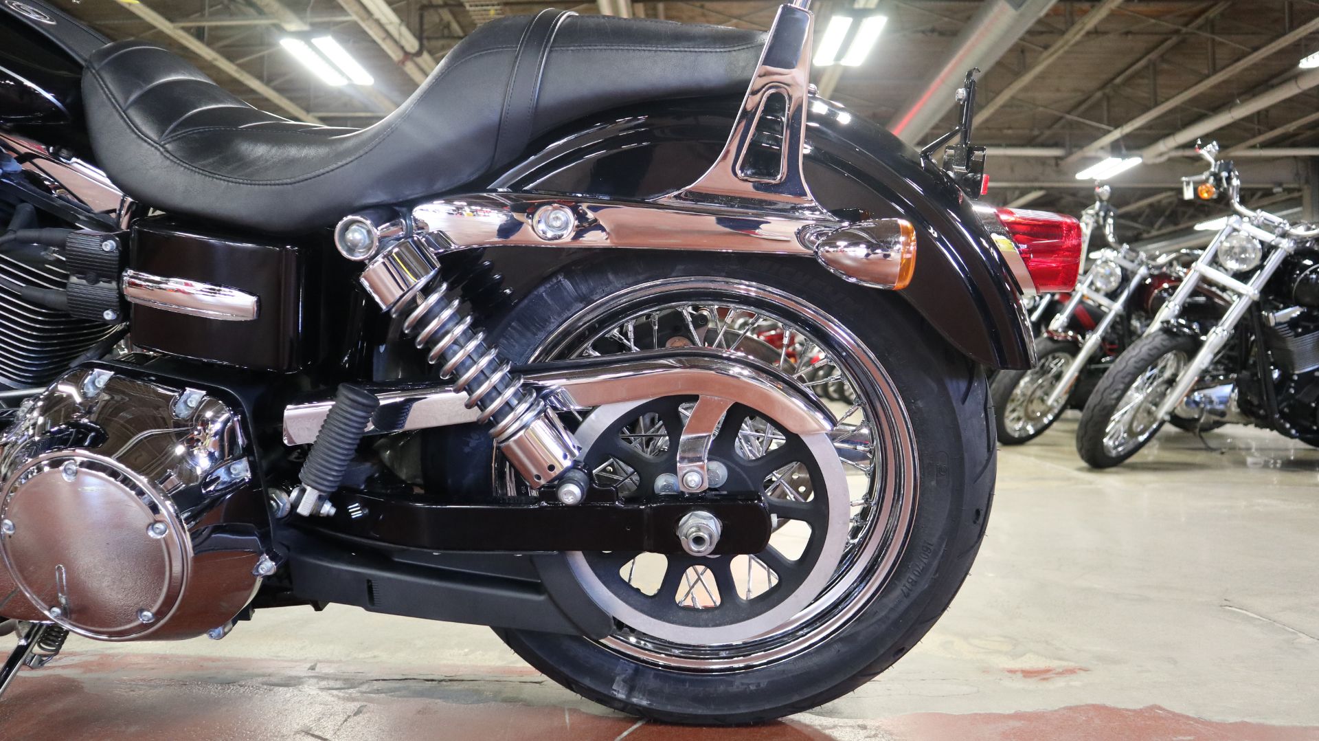 2013 Harley-Davidson Dyna® Super Glide® Custom in New London, Connecticut - Photo 20
