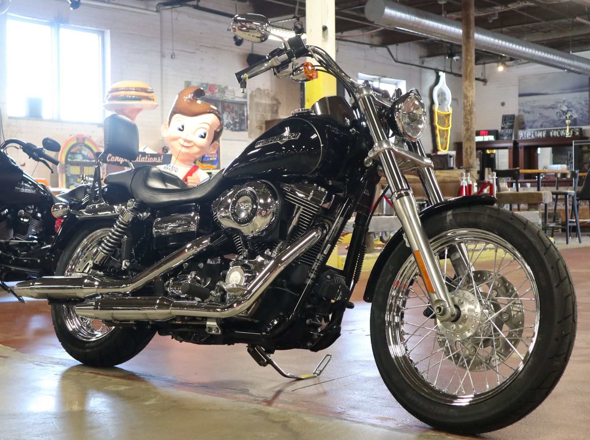 2013 Harley-Davidson Dyna® Super Glide® Custom in New London, Connecticut - Photo 2
