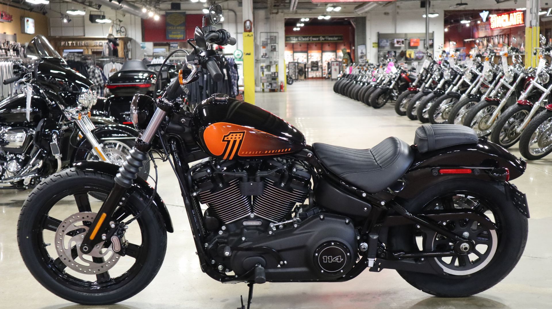 2023 Harley-Davidson Street Bob® 114 in New London, Connecticut - Photo 5