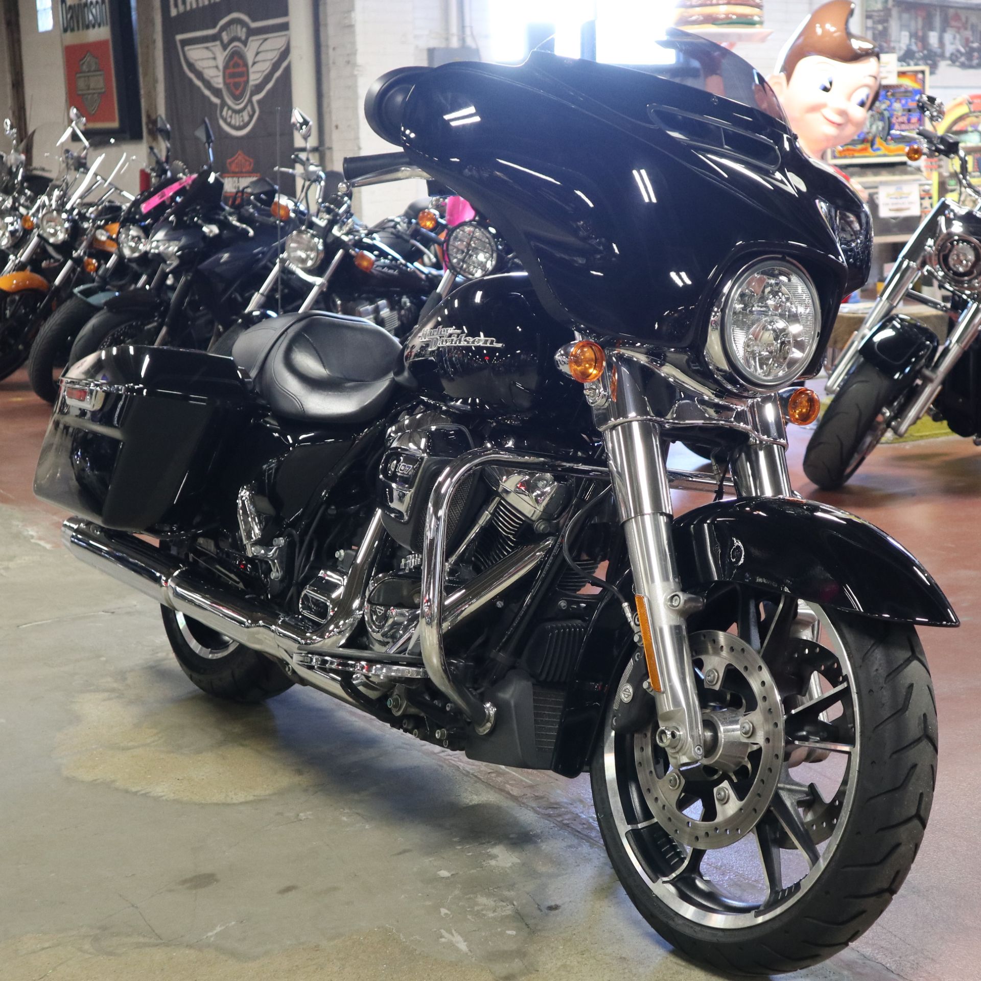 2020 Harley-Davidson Street Glide® in New London, Connecticut - Photo 2