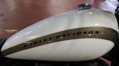 2018 Harley-Davidson 1200 Custom in New London, Connecticut - Photo 8