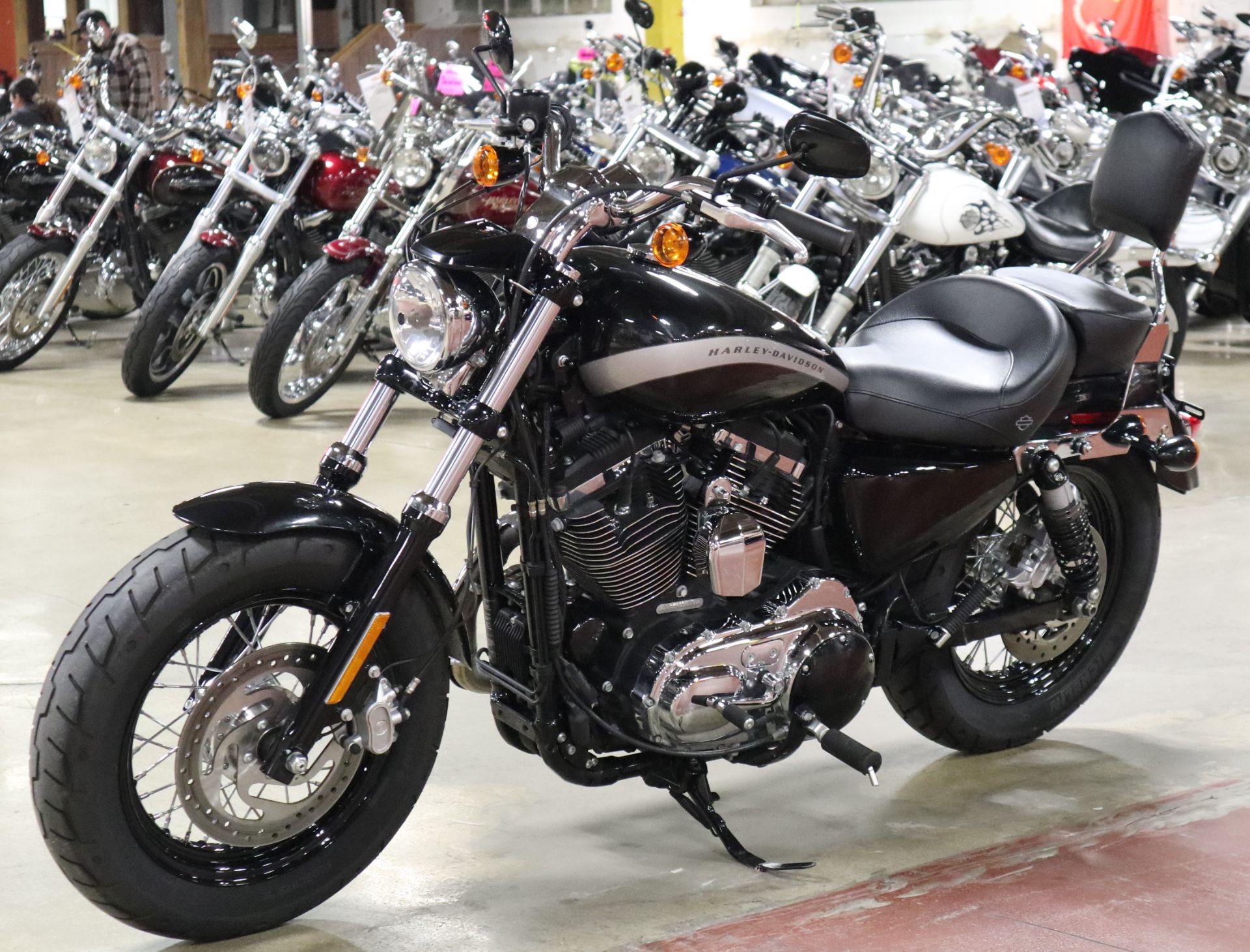 2018 Harley-Davidson 1200 Custom in New London, Connecticut - Photo 4