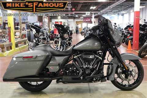 2021 Harley-Davidson Street Glide® Special in New London, Connecticut - Photo 1