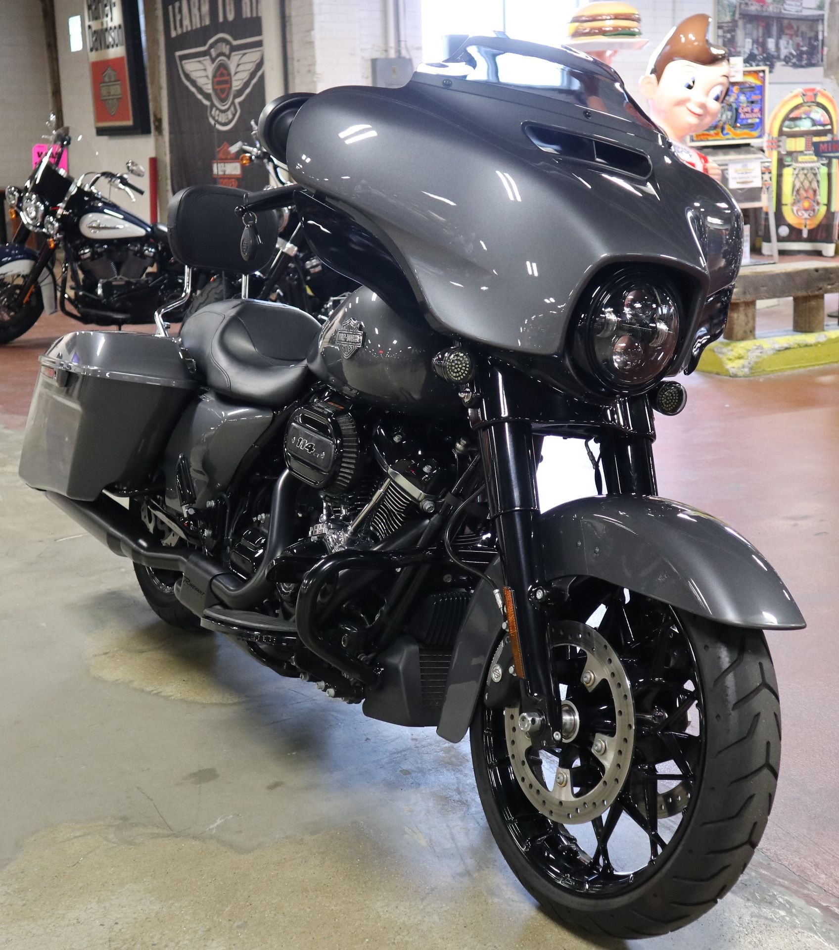 2021 Harley-Davidson Street Glide® Special in New London, Connecticut - Photo 2
