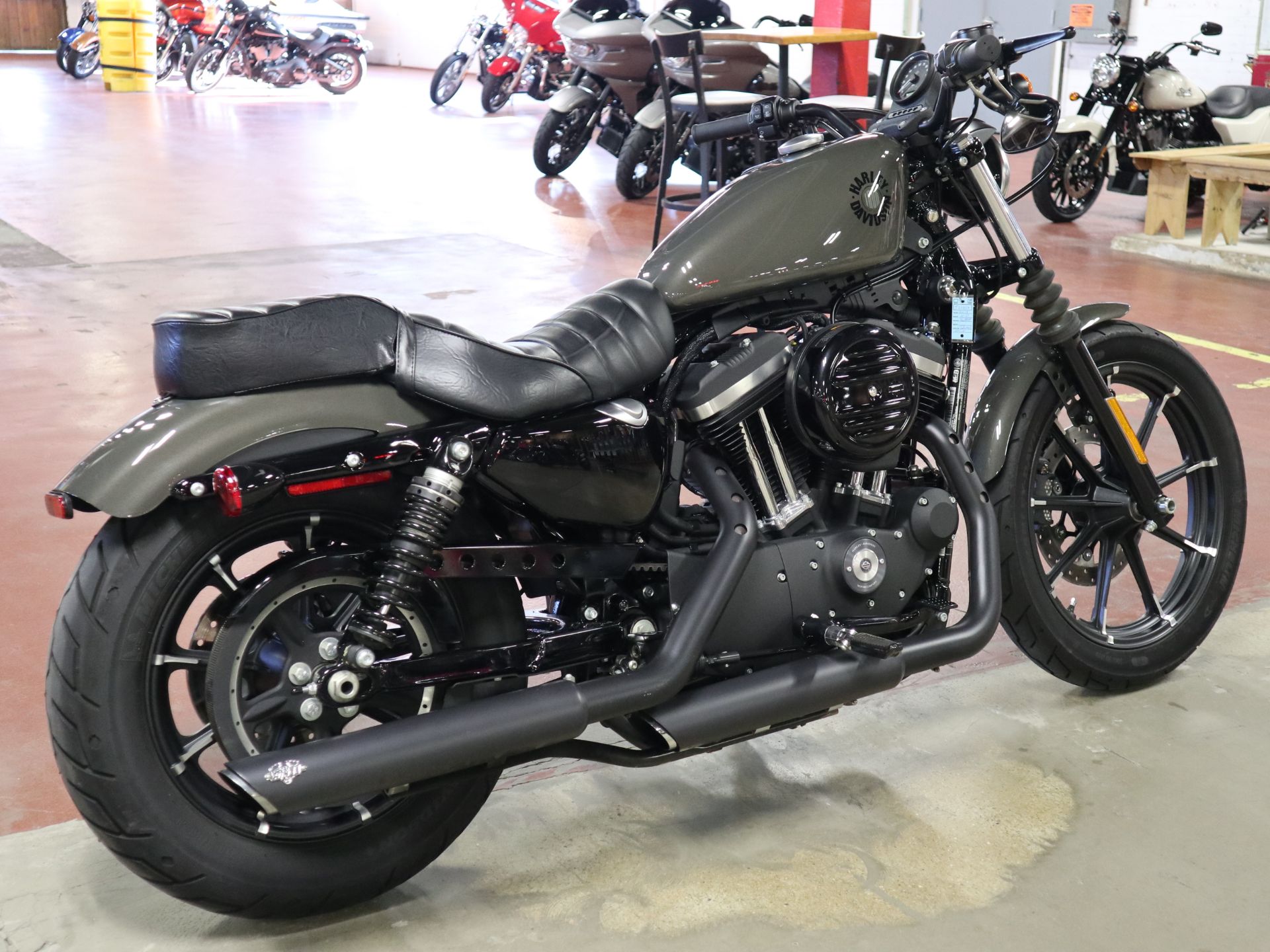 2019 Harley-Davidson Iron 883™ in New London, Connecticut - Photo 7