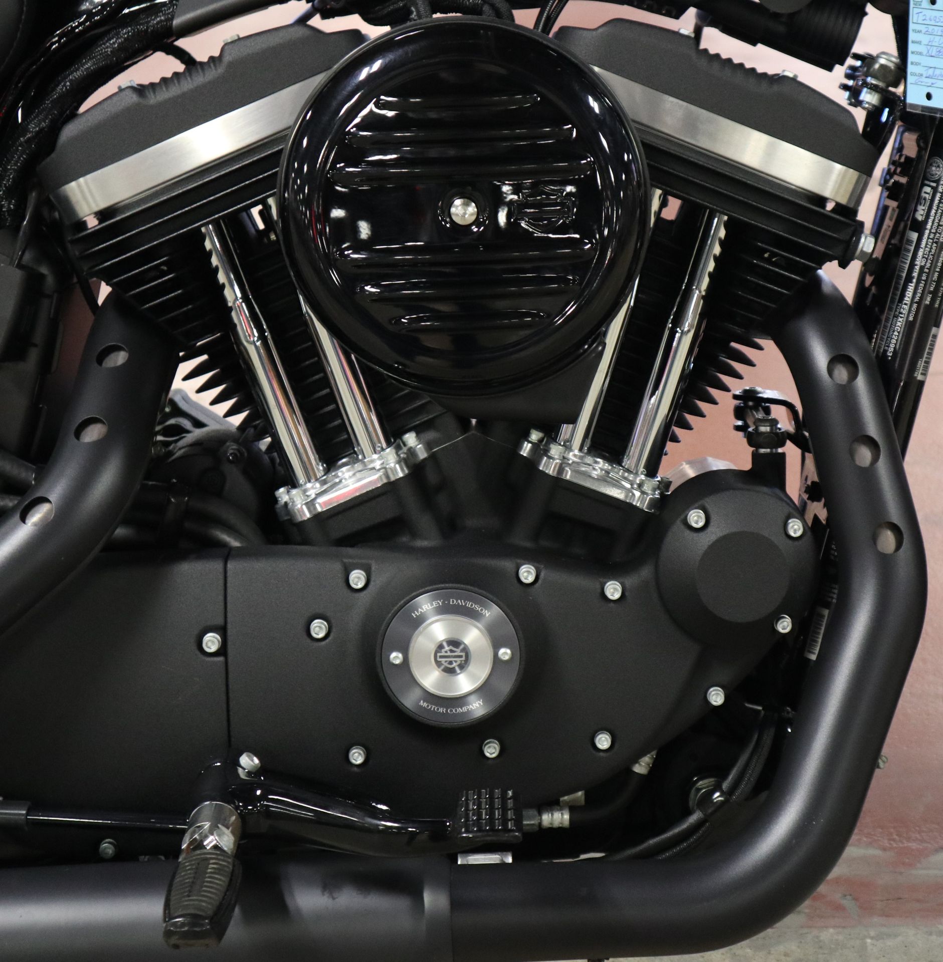 2019 Harley-Davidson Iron 883™ in New London, Connecticut - Photo 15