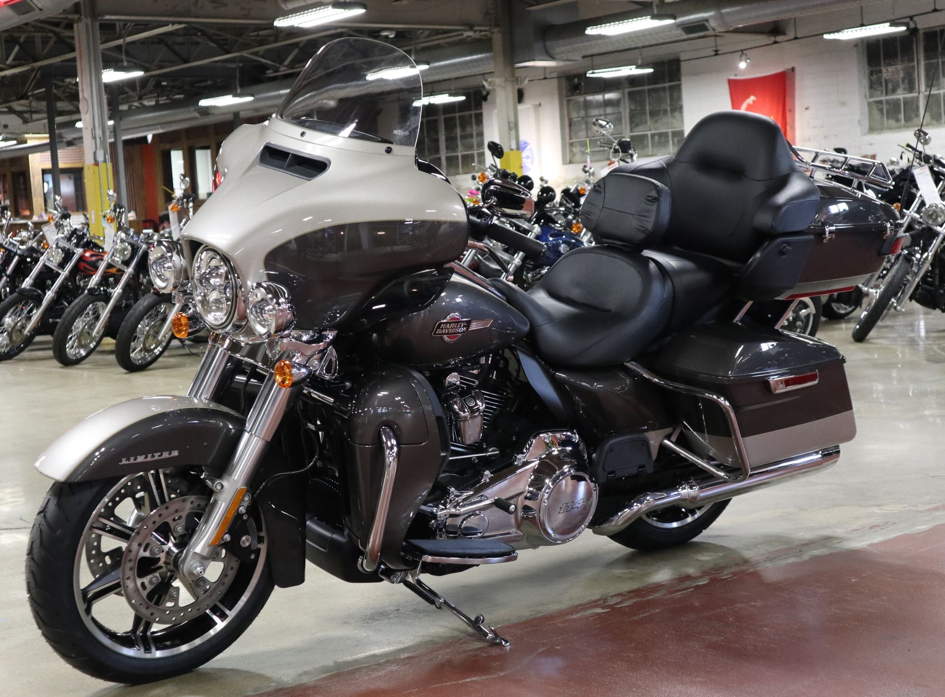 2023 Harley-Davidson Ultra Limited in New London, Connecticut - Photo 4