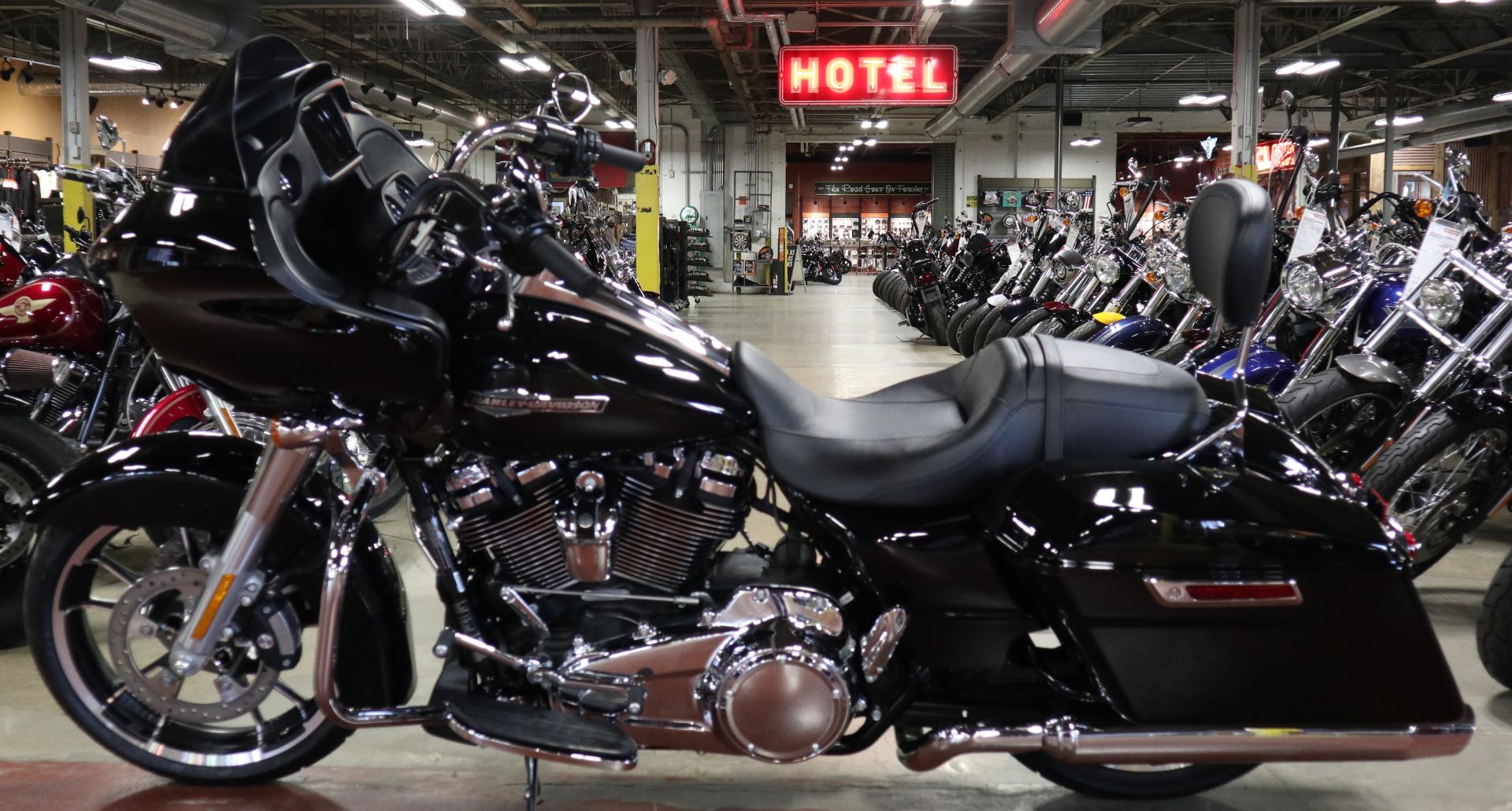 2022 Harley-Davidson Road Glide® in New London, Connecticut - Photo 5