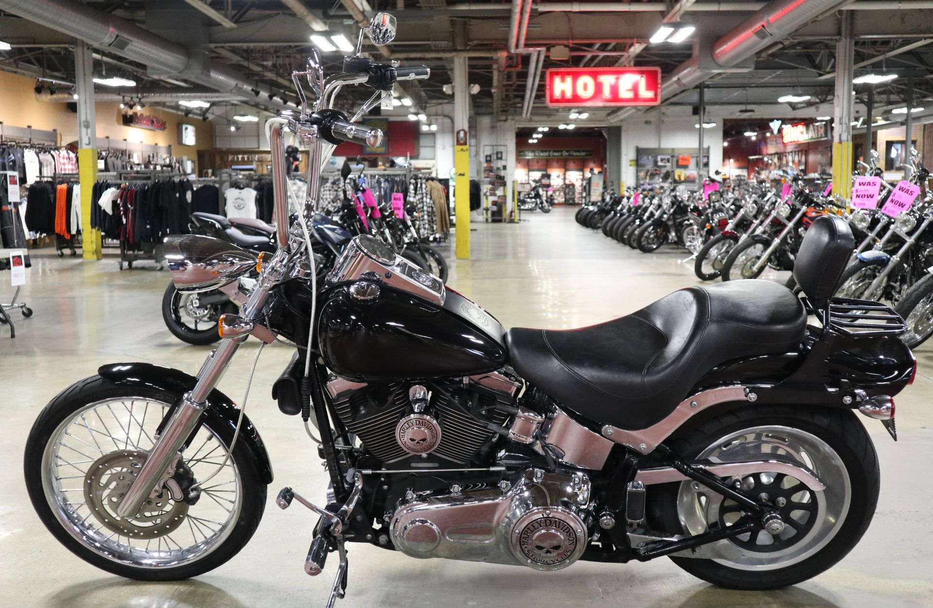 2008 Harley-Davidson FXSTC Softail® Custom in New London, Connecticut - Photo 5