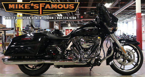 2015 Harley-Davidson Street Glide® Special in New London, Connecticut - Photo 1