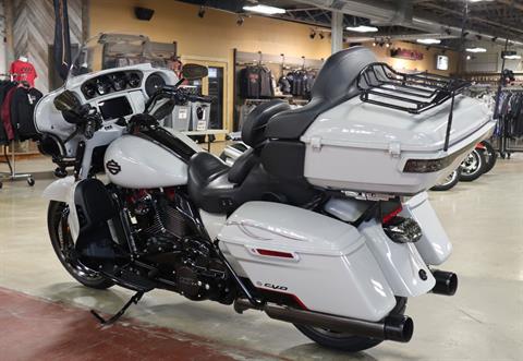 2020 Harley-Davidson CVO™ Limited in New London, Connecticut - Photo 6