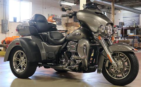 2016 Harley-Davidson Tri Glide® Ultra in New London, Connecticut - Photo 2