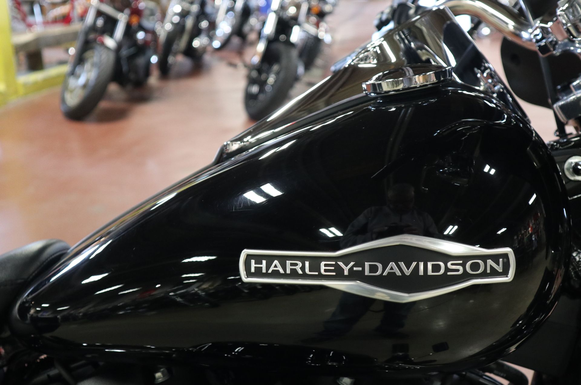 2018 Harley-Davidson Sport Glide® in New London, Connecticut - Photo 8