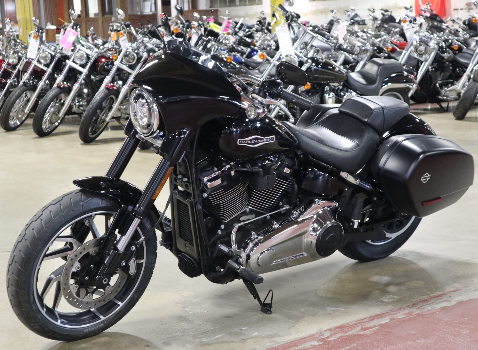 2018 Harley-Davidson Sport Glide® in New London, Connecticut - Photo 4
