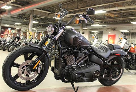 2022 Harley-Davidson Street Bob® 114 in New London, Connecticut - Photo 4