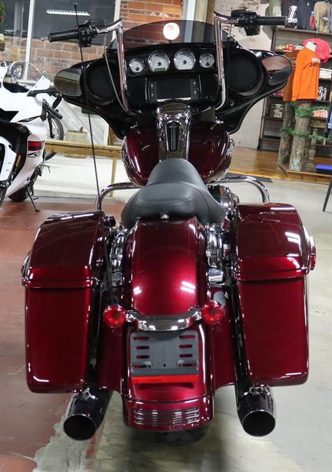 2014 Harley-Davidson Street Glide® Special in New London, Connecticut - Photo 7