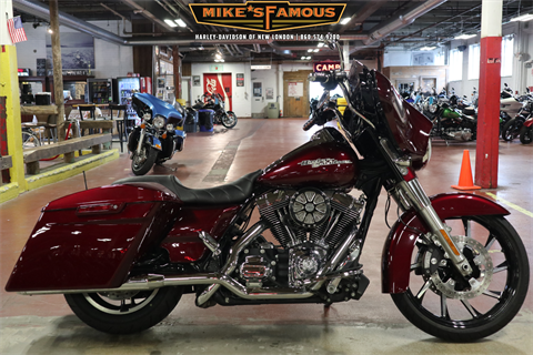 2014 Harley-Davidson Street Glide® Special in New London, Connecticut