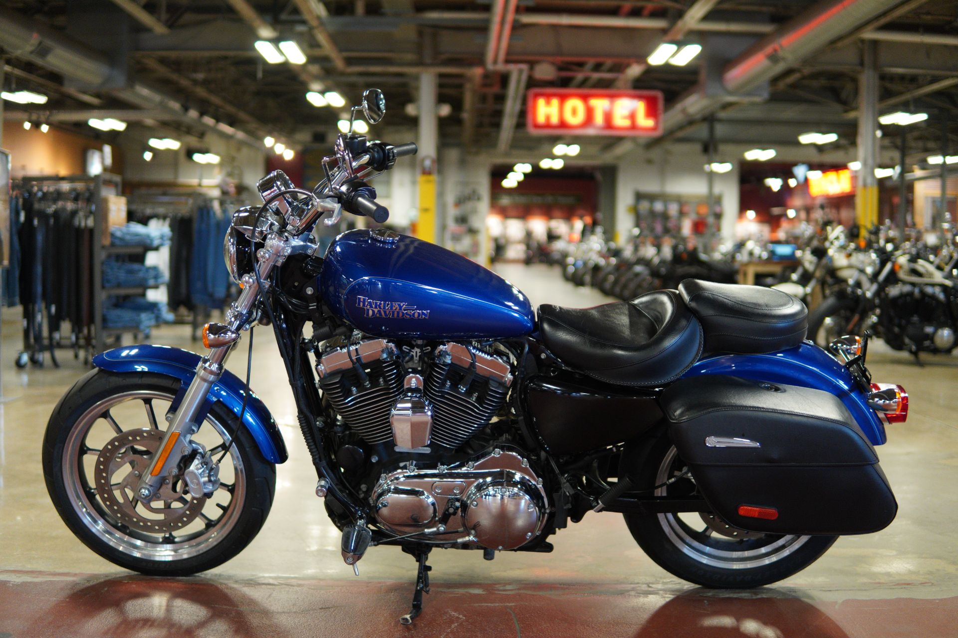 2015 Harley-Davidson SuperLow® 1200T in New London, Connecticut - Photo 5
