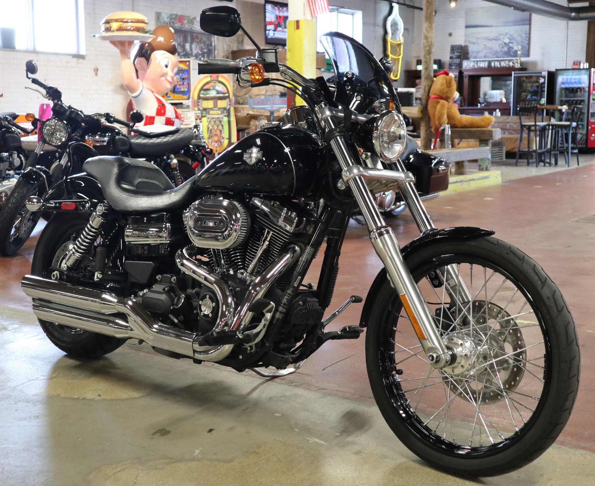 2017 Harley-Davidson Wide Glide in New London, Connecticut - Photo 2