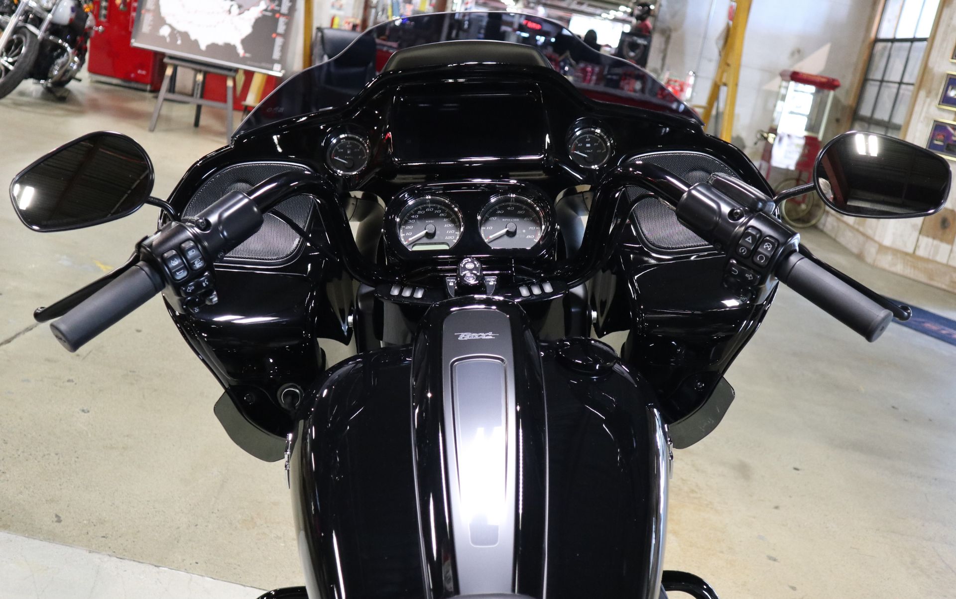2023 Harley-Davidson Road Glide® Special in New London, Connecticut - Photo 11