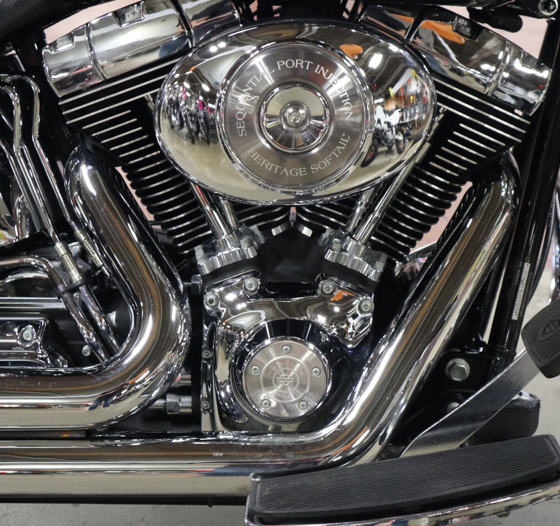 2006 Harley-Davidson Heritage Softail® Classic in New London, Connecticut - Photo 17