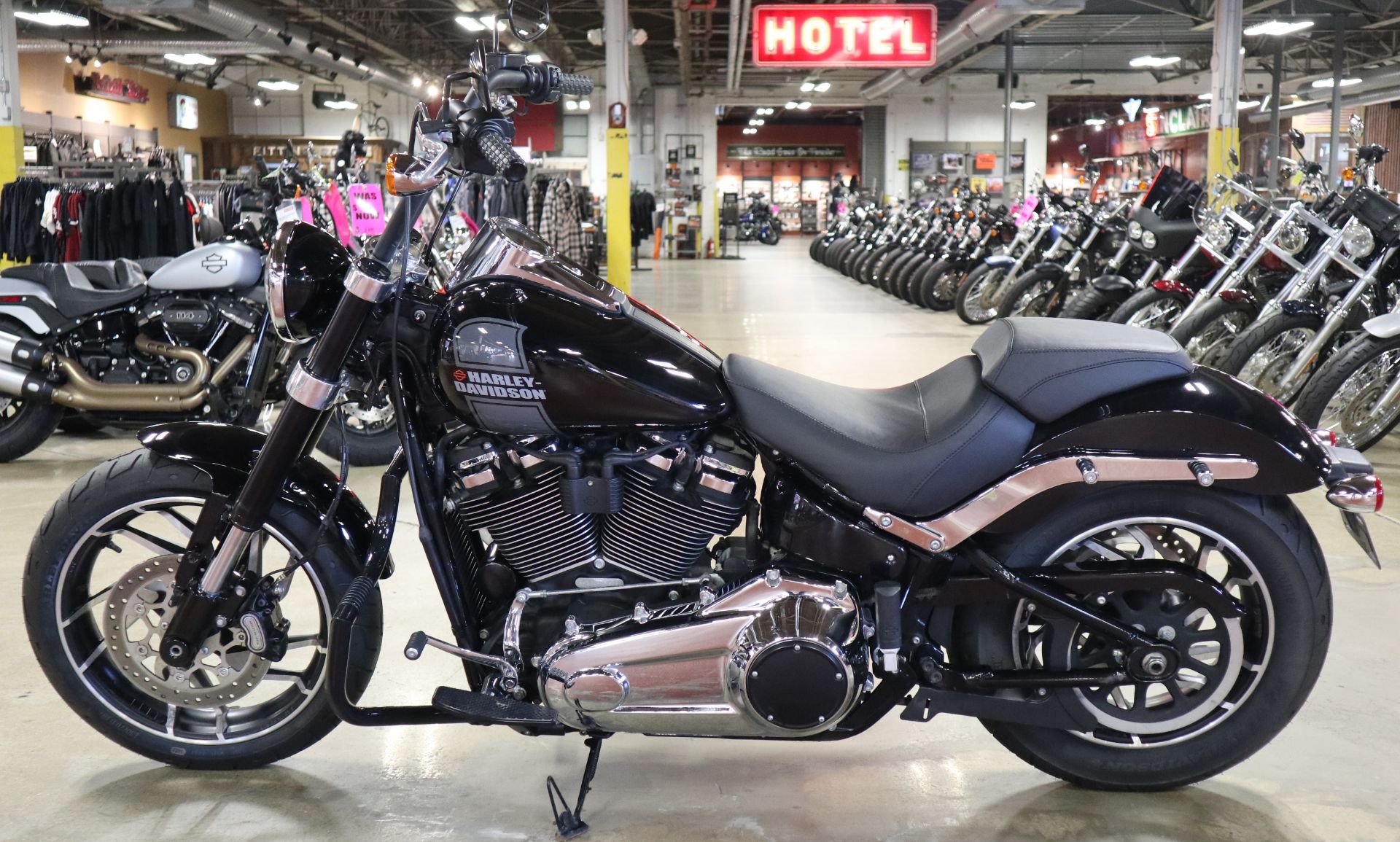 2021 Harley-Davidson Sport Glide® in New London, Connecticut - Photo 5