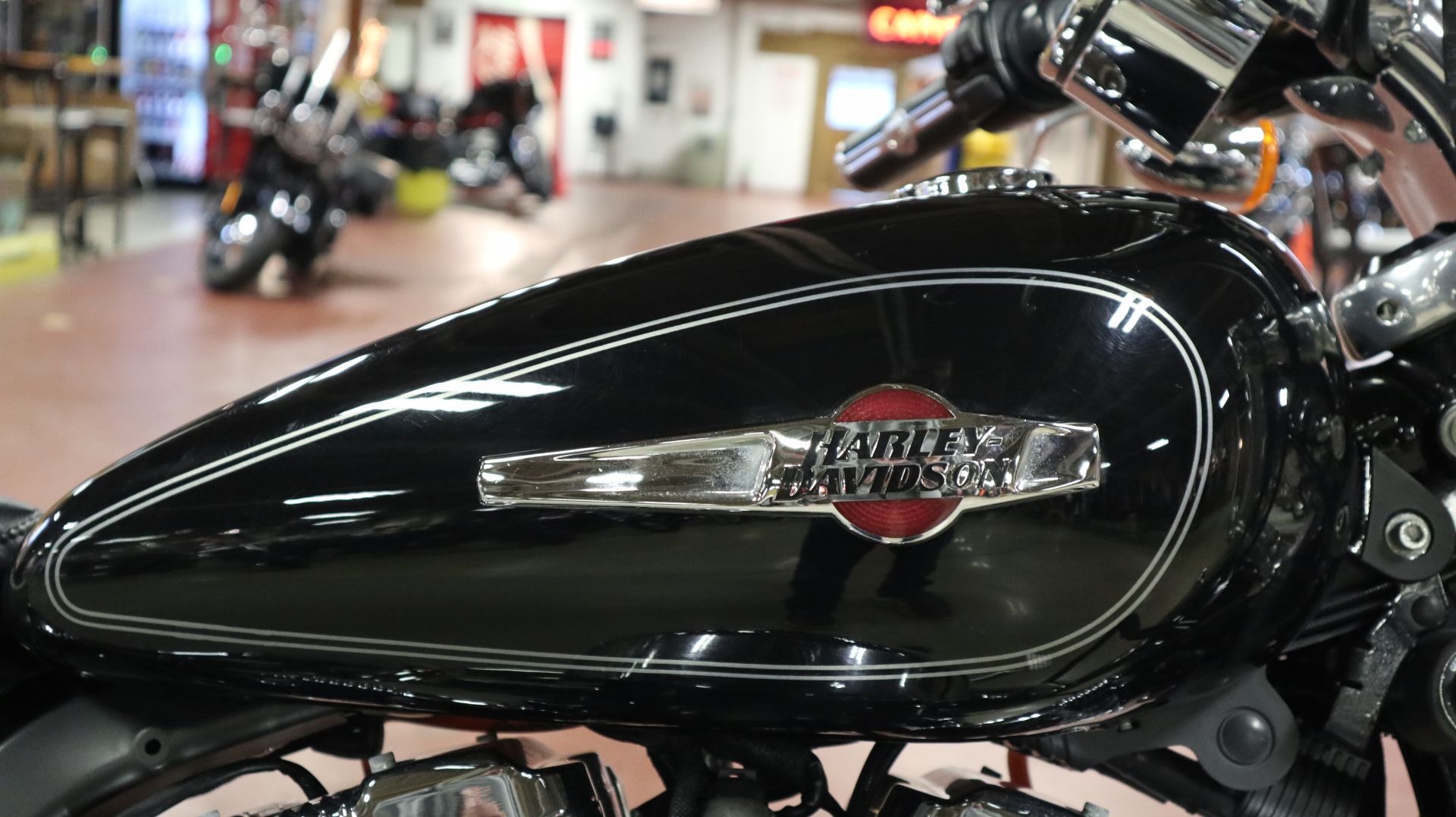 2011 Harley-Davidson Sportster® 1200 Custom in New London, Connecticut - Photo 9
