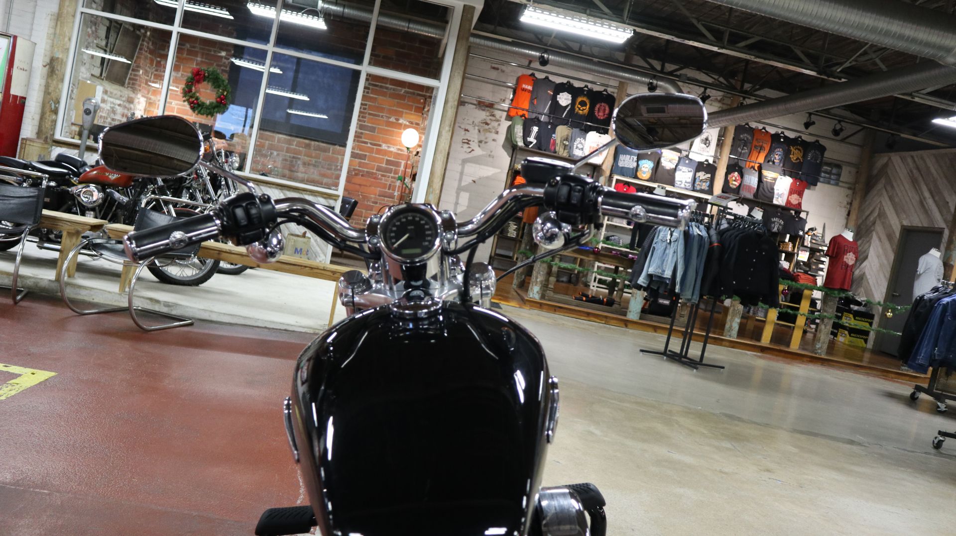 2011 Harley-Davidson Sportster® 1200 Custom in New London, Connecticut - Photo 11
