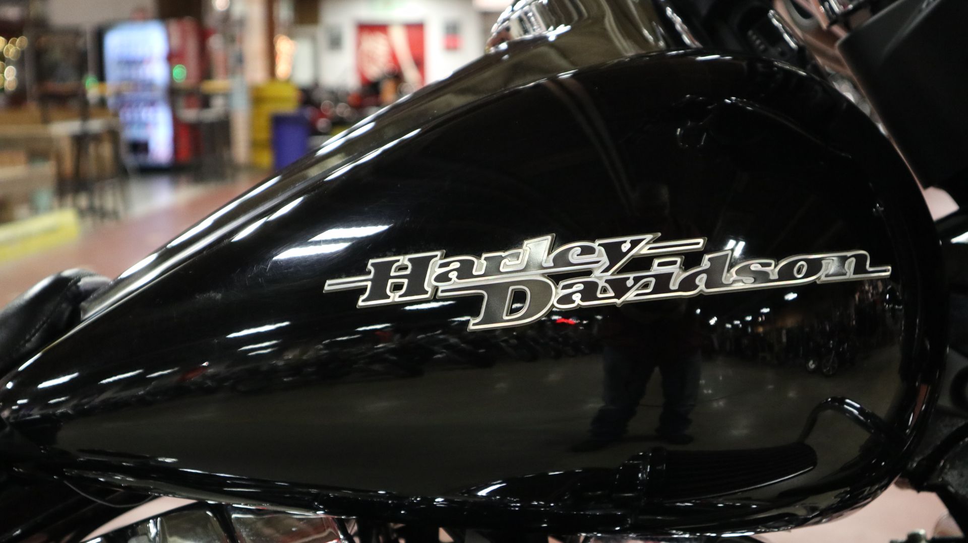 2014 Harley-Davidson Street Glide® in New London, Connecticut - Photo 9