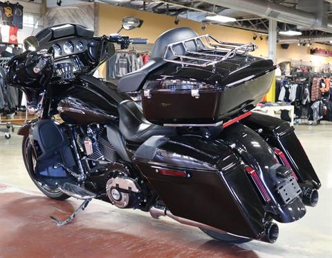 2016 Harley-Davidson CVO™ Street Glide® in New London, Connecticut - Photo 6