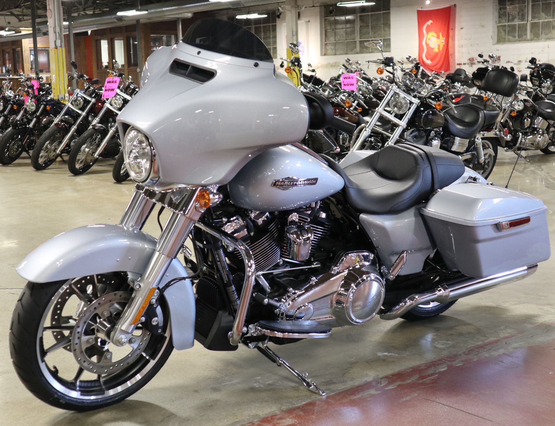 2023 Harley-Davidson Street Glide® in New London, Connecticut - Photo 4