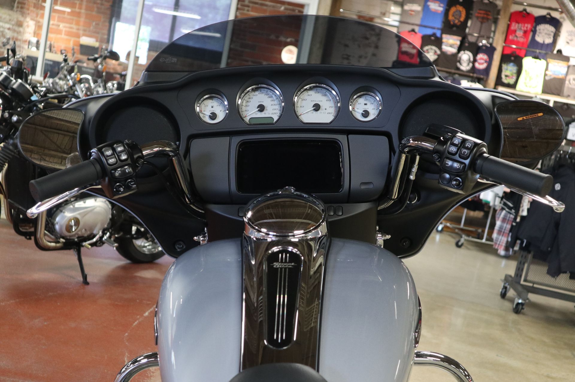 2023 Harley-Davidson Street Glide® in New London, Connecticut - Photo 11