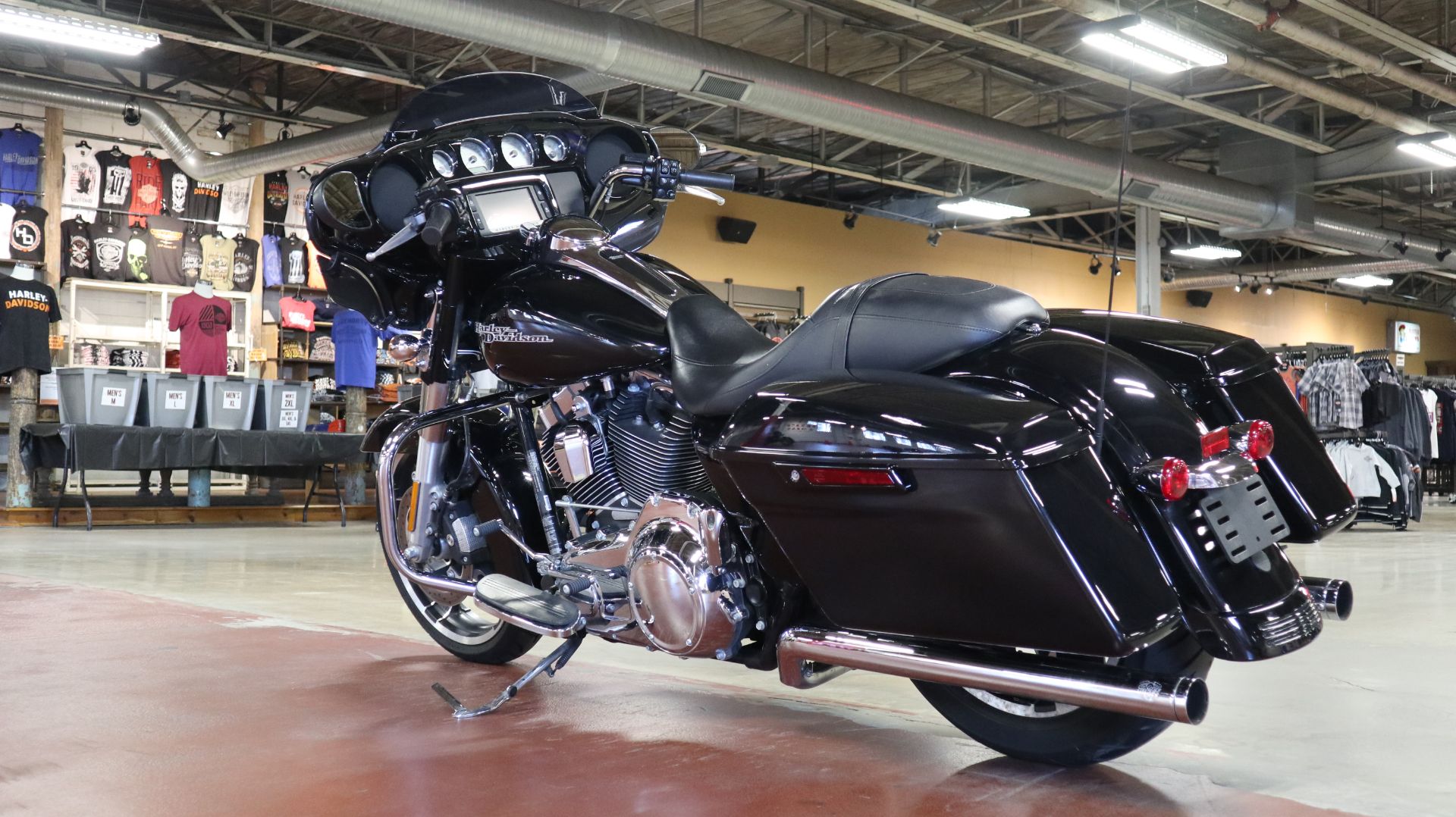 2016 Harley-Davidson Street Glide® Special in New London, Connecticut - Photo 6